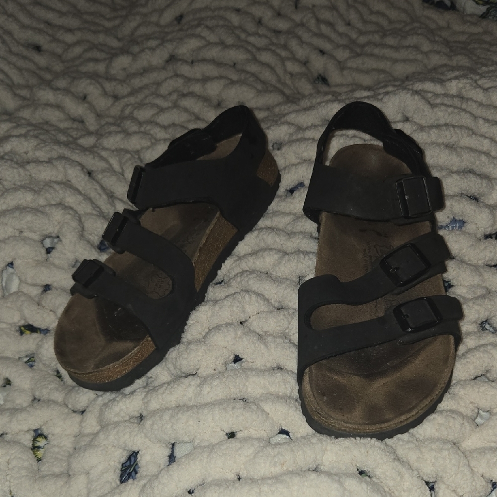 *BIRKENSTOCK* Strappy Sandals:)